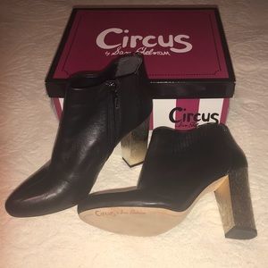 Black leather and gold heel anke boot